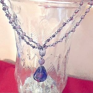 HP🎉 Beautiful Blue pendant necklace w/beaded accept